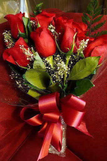Red Roses Love GIF screenshot 2