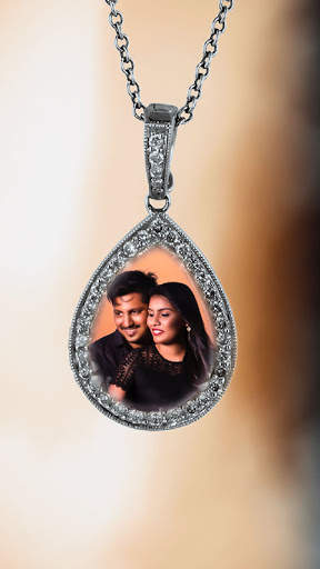 Love Locket Photo Frame screenshot 3