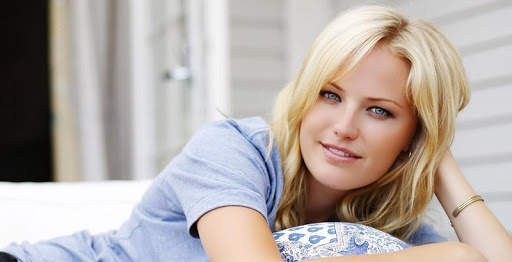 Sexy Hot Swedish Girl Wallpapers HD screenshot 4