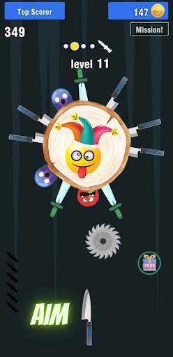 Knife play hit aim game screenshot 2