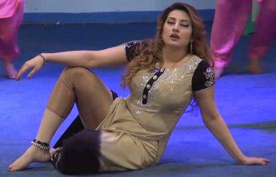 Pakistani Stage Mujra Masti Video screenshot 2