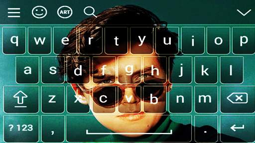 Cole Sprouse Keyboard 1 تصوير الشاشة