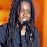 Tracy Chapman on 9Apps
