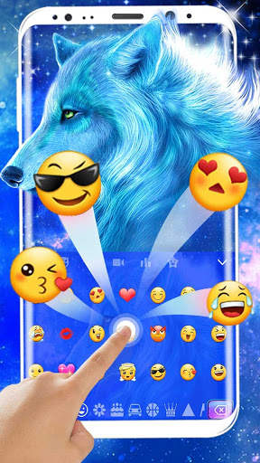 Cyan Neon Wolf Keyboard screenshot 3