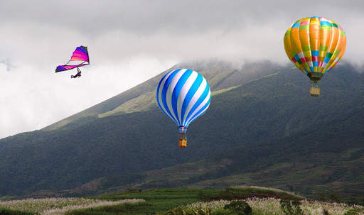 Flying World Live Wallpaper screenshot 11