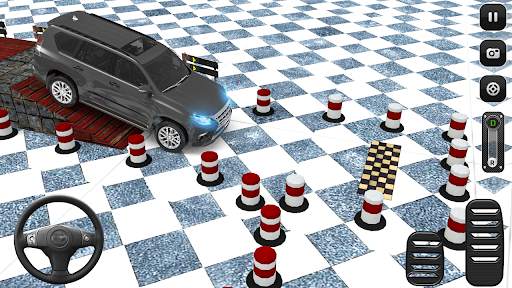 Prado Car Games Modern Parking screenshot 2