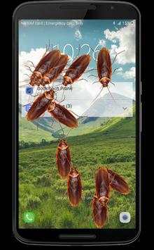 Cockroach run on screen prank screenshot 5