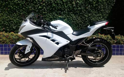 Bike Wallpapers HD (backgrounds & themes) screenshot 14