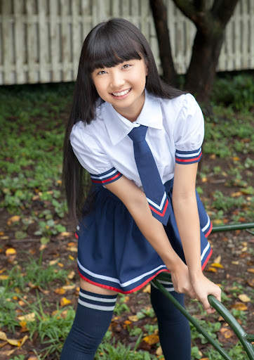 Hot girls in school unifrom screenshot 9