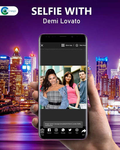 Easy Selfie With Demi Lovato screenshot 3