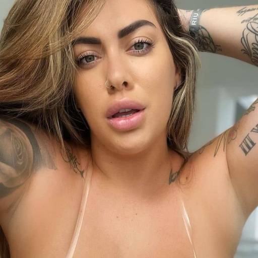 Sexy Curvy Girls Videos 1.0.0