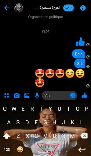 Sexy Girls Keyboard Emoji screenshot 3