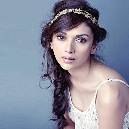 Aditi Rao Hydari Wallpapers HD screenshot 6
