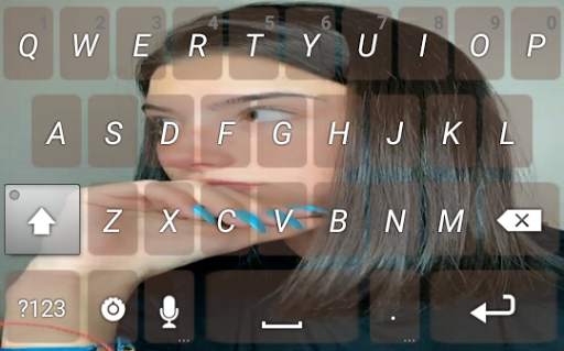 Charli D'amelio Keyboard Themes screenshot 5