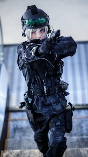 Military Woman Wallpaper [HD] screenshot 4