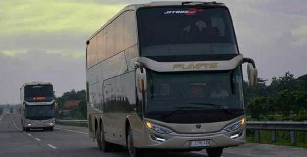 Bus Simulator Indonesia V2 screenshot 3