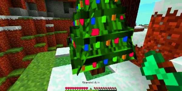 Decoratable Christmas Trees Mod Minecraft screenshot 1