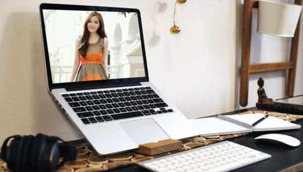 Laptop Photo Frames screenshot 2