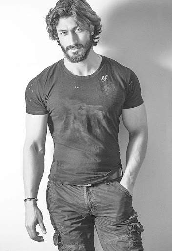 Vidyut Jamwal Wallpapers HD screenshot 14