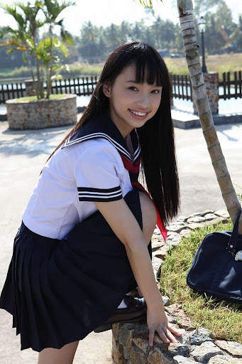 Hot girls in school unifrom screenshot 4