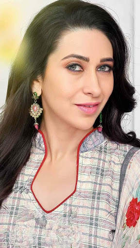 Karishma Kapoor Wallpapers HD screenshot 6