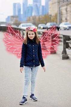 Neon Light Crown - Photo Montage скриншот 5
