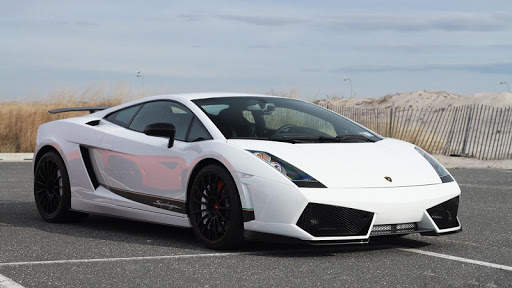 Awesome Lamborghini Gallardo Wallpaper screenshot 4