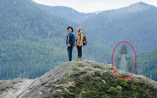 Ghost in photo screenshot 15