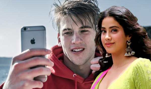 Selfie With Janhvi Kapoor screenshot 2