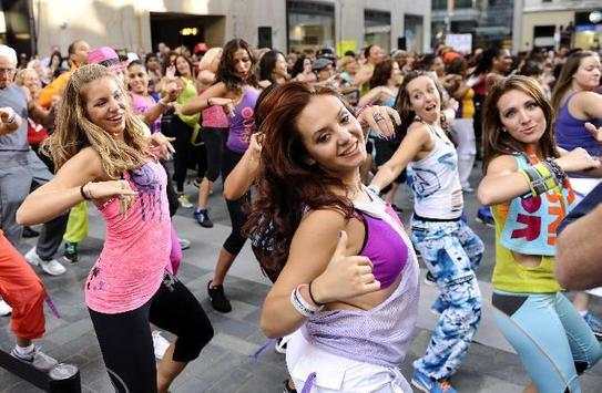 Zumba Dance Fitness screenshot 1