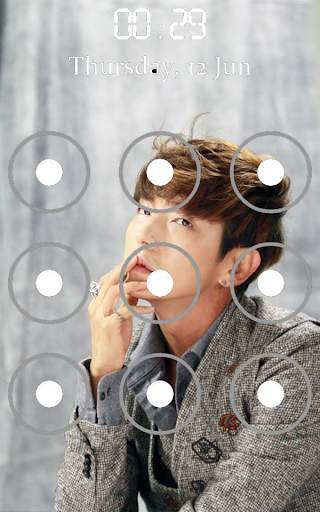 Lee Joon Gi Pattern Lock Screen screenshot 2