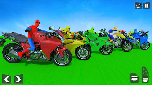Superhero Bike Mega Ramp Game screenshot 2