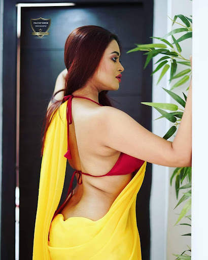 Hot Bhabhi Photos - Desi Girls Wallpapers screenshot 1