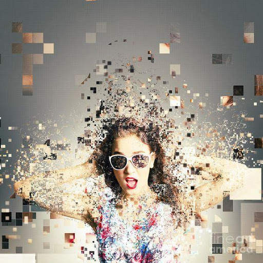 Photo Pixel Shattering Effect screenshot 5