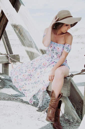 Sexy Girls In One Piece Dress screenshot 8