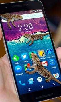 Lizard on phone screen funny joke screenshot 1