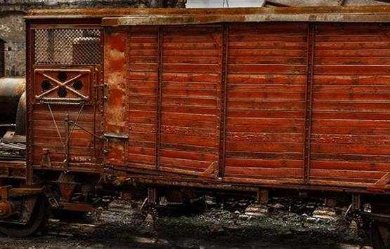 Escape Games Train Garage screenshot 3