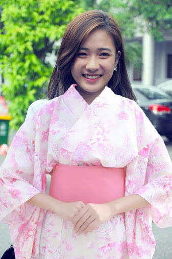 Beautiful Traditional Dress screenshot 3