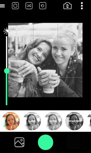 BlackCam Pro - B&W Camera screenshot 1