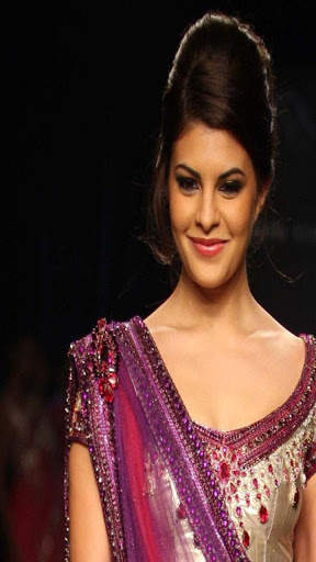Indian Actress Wallpapers HD screenshot 7