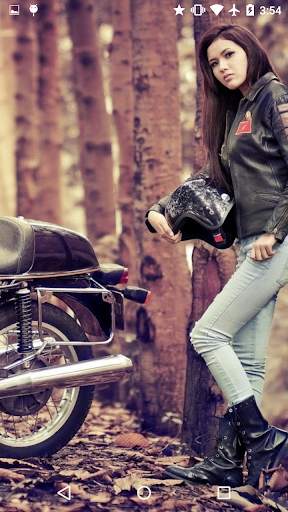 Hot Girls And Bikes Wallpaper screenshot 3