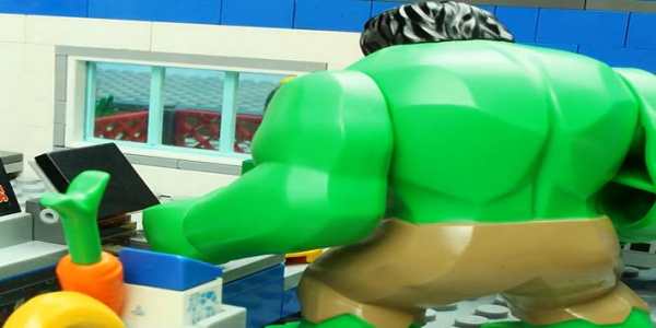GoldShow Lego Hulk screenshot 6
