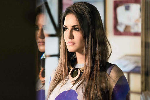 SUNNY LEONE HD WALLPAPERS screenshot 8