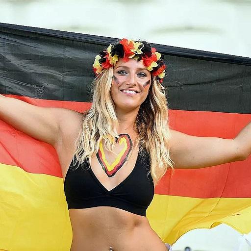 ikon Sexy Hot German Girl Wallpapers HD