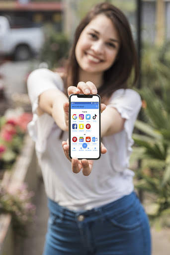 All in One Social Browser 2021 screenshot 1