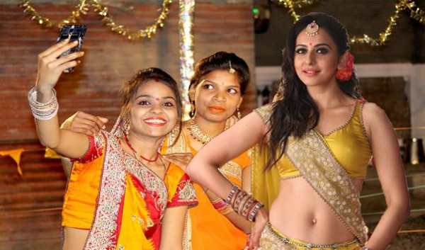 Selfie With Rakul Preet Singh screenshot 2