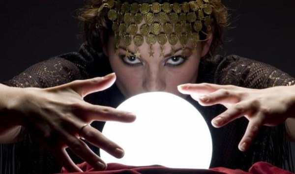 Women Crystal ball fortune teller - clairvoyance screenshot 1
