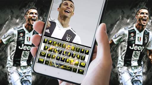 Cristiano Ronaldo Juve Keyboard Theme screenshot 3