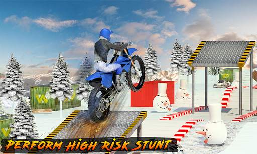 Racing on Bike - Moto Stunt screenshot 1