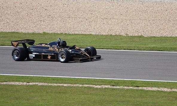 F1 Car Racing Simulator screenshot 1